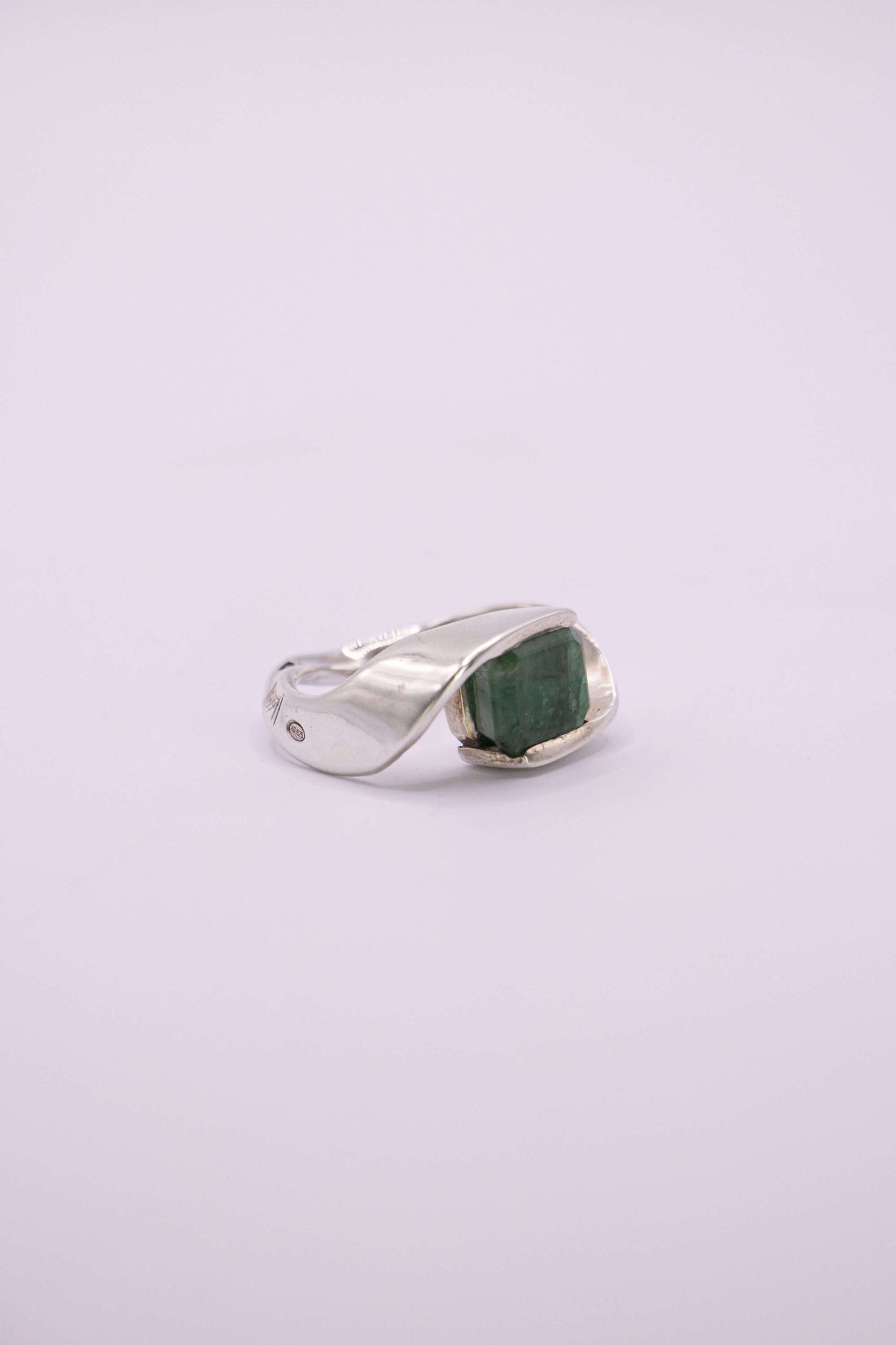 BAGUE - ENLACE MOI ARGENT ET ÉMERAUDE